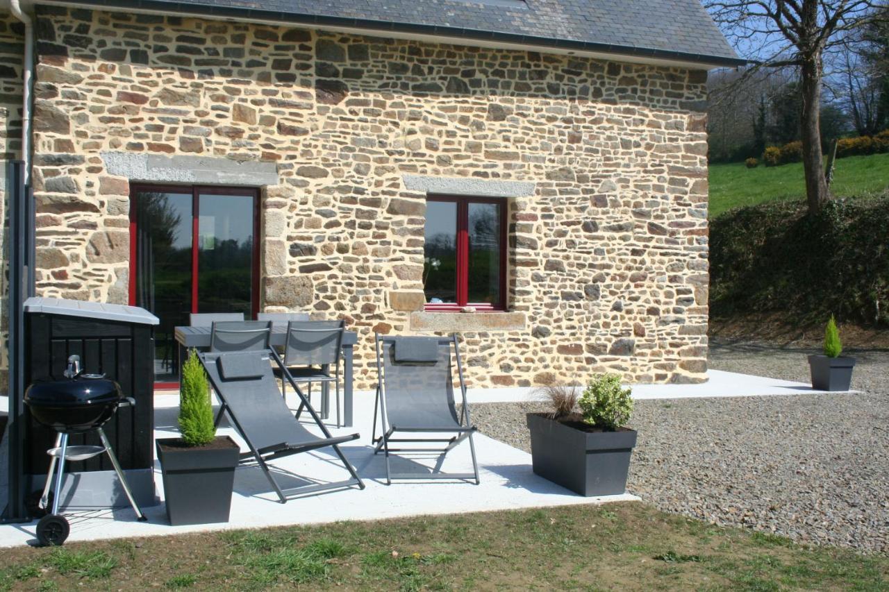 Villa A 20 Kms Du Mont St Michel, Charme A La Campagne Saint-Senier-de-Beuvron Exterior foto